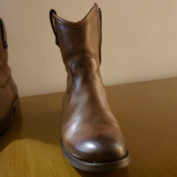 FRYE Boots - Picture 4 of 5